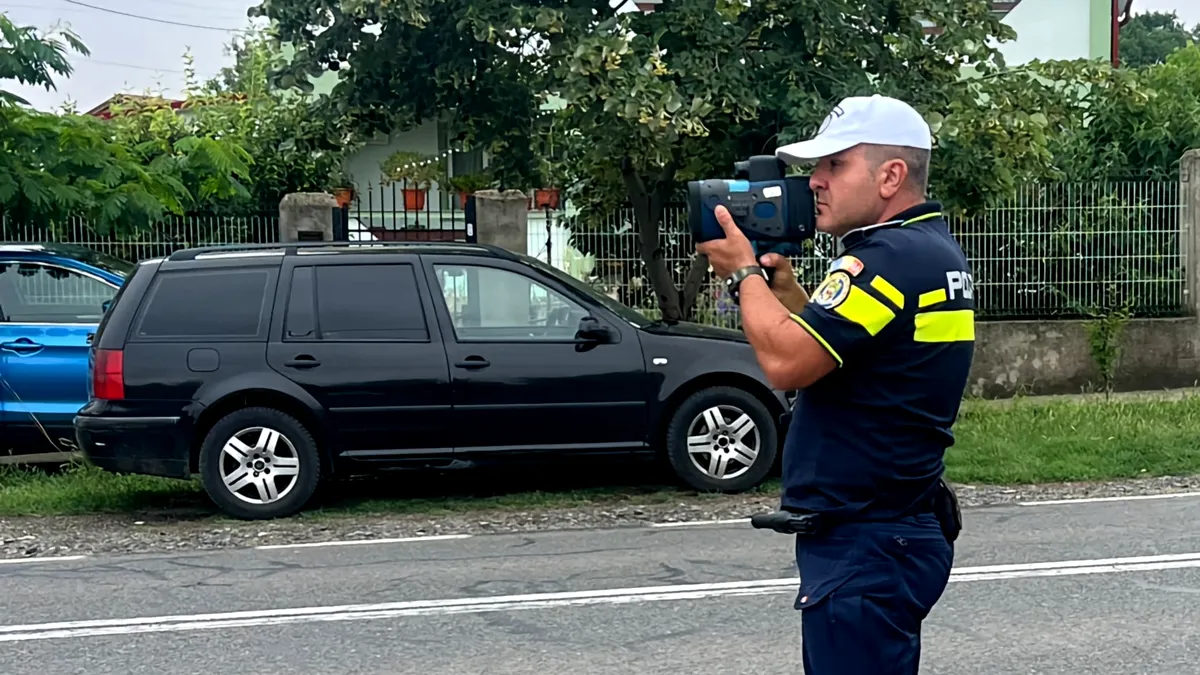 Șoferiță începătoare, înregistrată de radar cu o viteză mare. Poliția a făcut publice imaginile