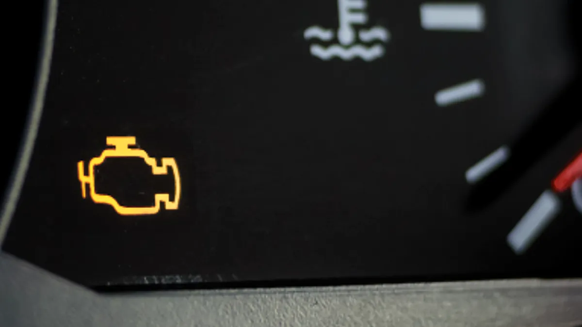 5 metode de resetare a martorului de bord „check engine”