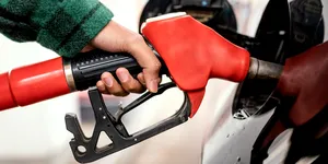 Grecii merg în masă în Bulgaria pentru benzină mai ieftină