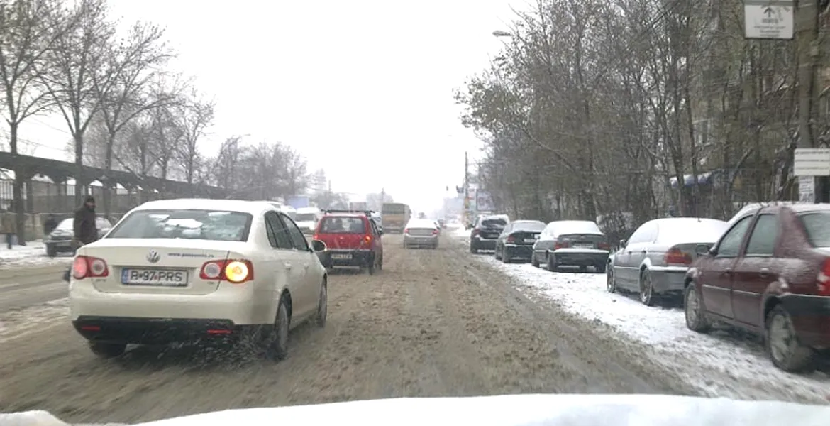 Iar e zăpadă. Iar au fost prinse oficialităţile nepregătite