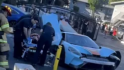 Un Ford GT de 2,5 milioane de dolari a lovit o bordură și s-a făcut praf. Cum a fost posibil