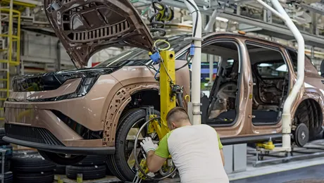 Skoda Peaq intră în producția de serie. SUV-ul electric cu până la 7 locuri este asamblat în Cehia