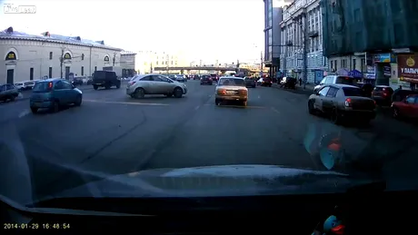 Cea mai tare parcare din istoria Rusiei. VIDEO