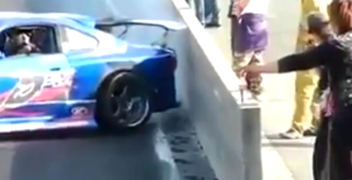 VIDEO: Aşa arată un drift executat la perfecţie