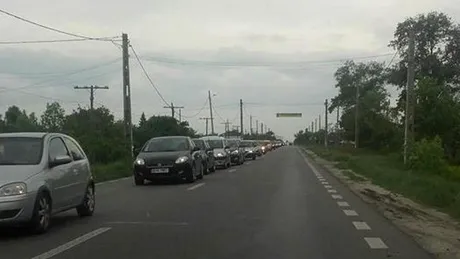 Cum arată drumul ignorat de Guvern: bară la bară pe aproape 80 km spre Bucureşti - VIDEO