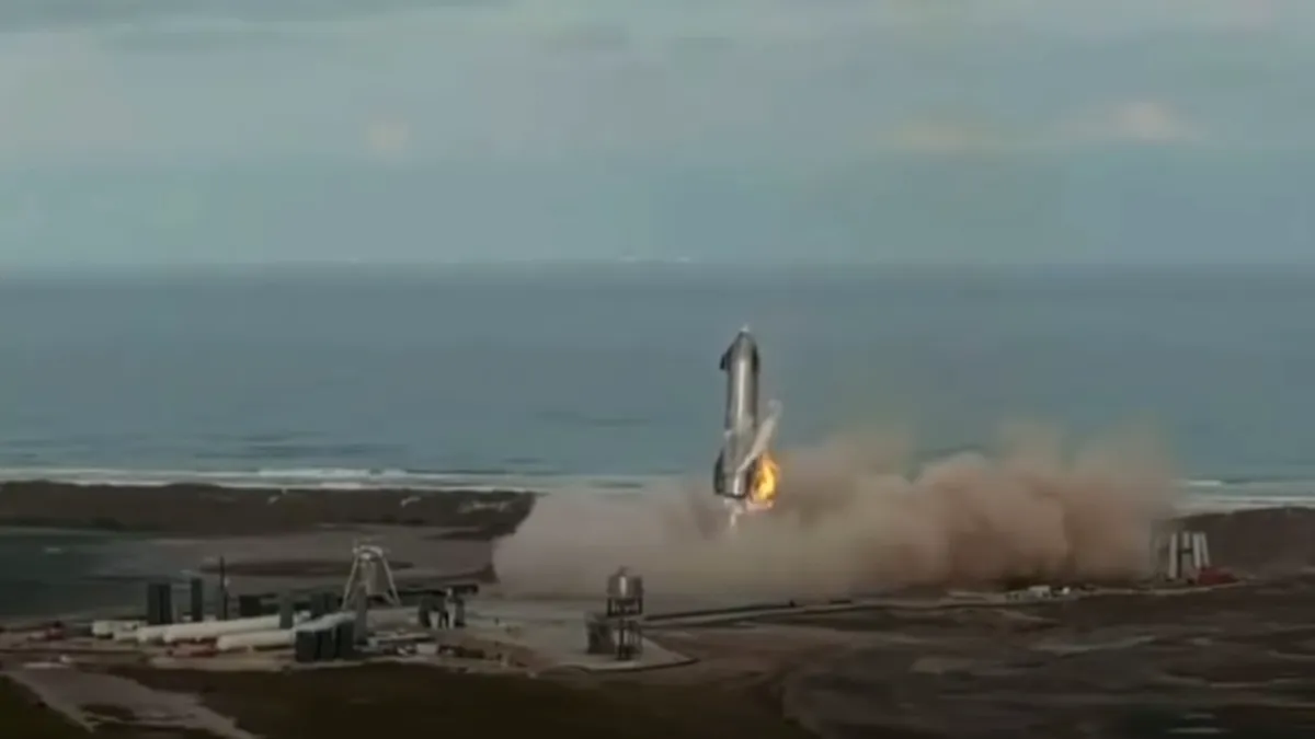 Momentul în care racheta lui Elon Musk explodează după aterizare. VIDEO
