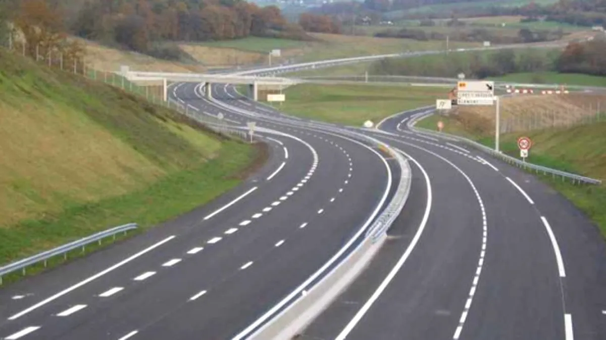 Mai mult spațiu între banda de circulație și parapetul median pe autostradă, promite noul Ministru al Transporturilor