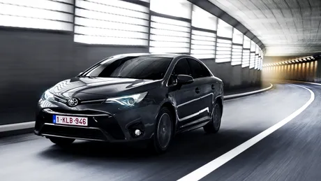 Test în premieră: Toyota Avensis facelift 2015