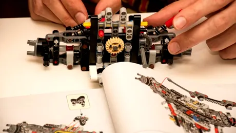 Cutia de viteze născută din piese LEGO. Povestea transmisiei revoluționare folosită și pe Dacia