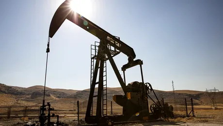 Prețul petrolului crește pe fondul incertitudinilor privind Strâmtoarea Ormuz