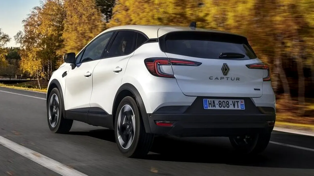 Renault-Captur-2025-800-15 