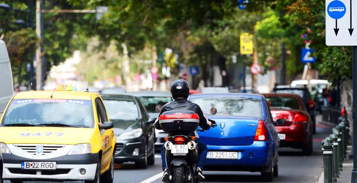 Bucureştiul, unul dintre cele mai aglomerate oraşe din lume. Care este soluţia pentru descongestionarea traficului