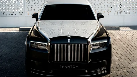 Rolls-Royce Phantom Arabesque: primul model cu capotă gravată cu laser, dezvoltată în 5 ani