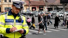 650 lei amendă pentru toți pietonii din România care fac acest lucru în timp ce traversează strada, pe zebră. Mulți consideră că este un gest normal, dar legea spune altceva