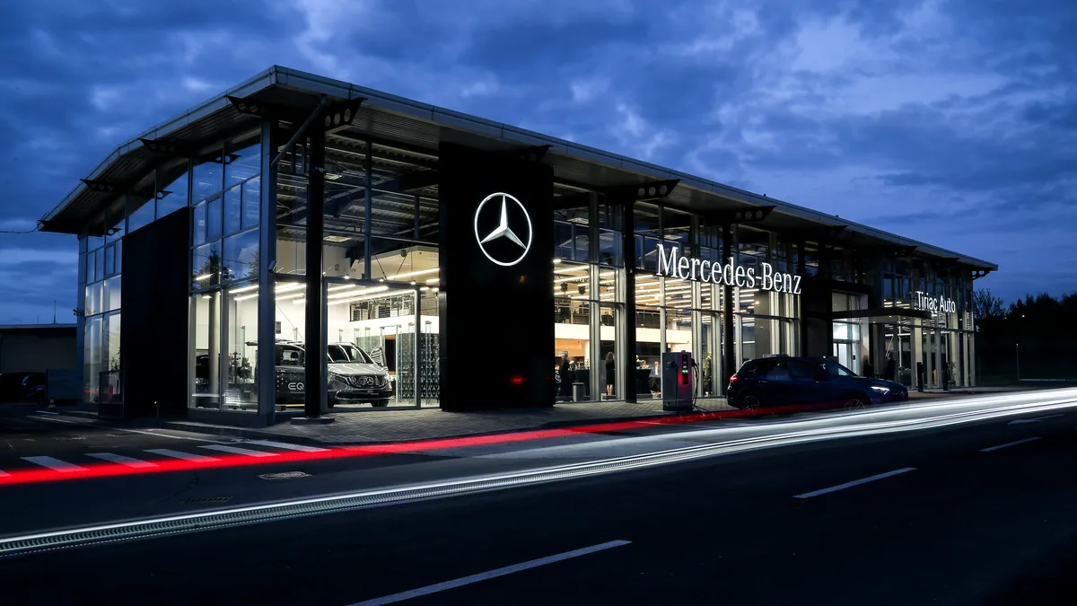 Țiriac Auto inaugurează la Brașov primul showroom Mercedes-Benz concept MAR20X din rețeaua de dealershipuri Țiriac Auto