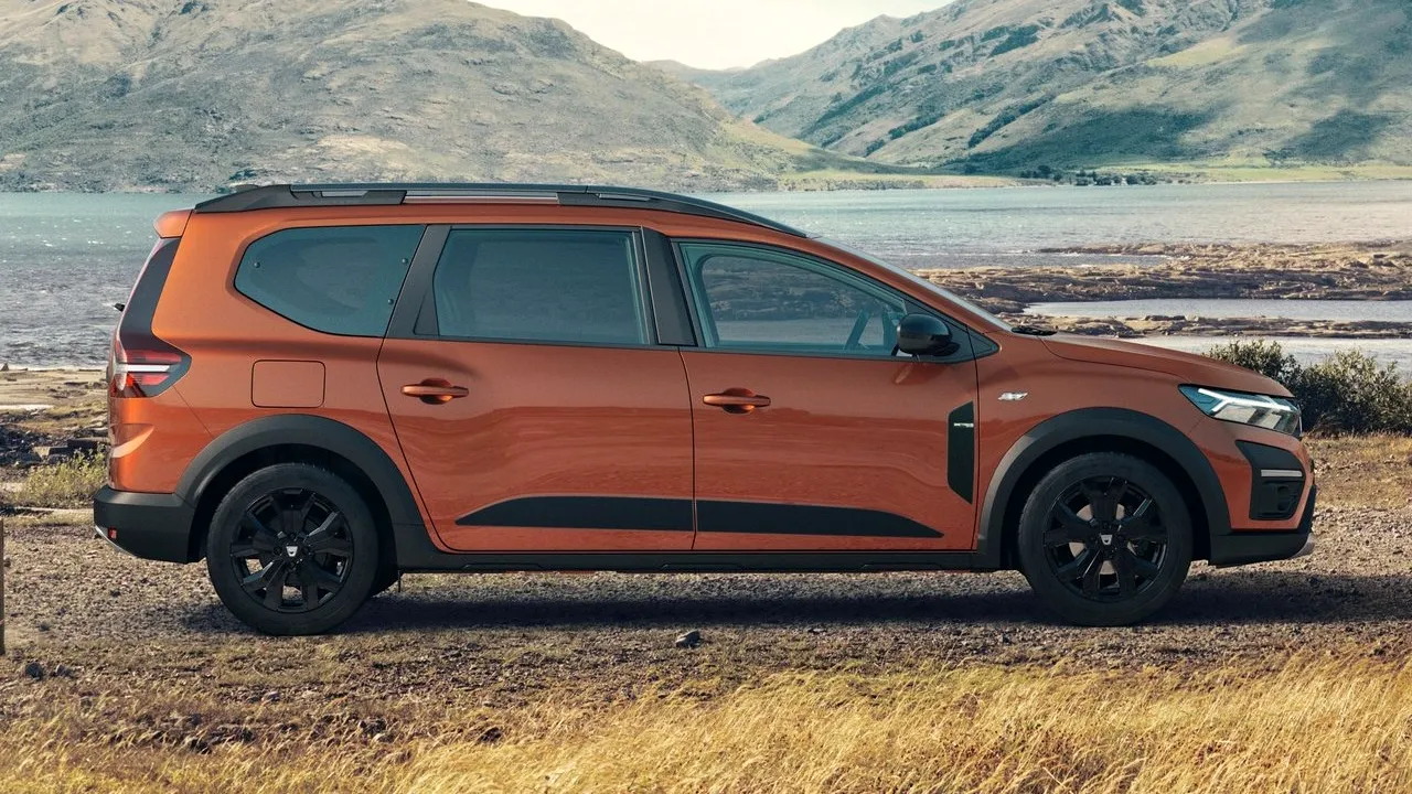 Dacia-Jogger-2022-1280-34 