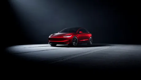 Noua Tesla Model 3 Performance a debutat oficial și are în vizor BMW M3