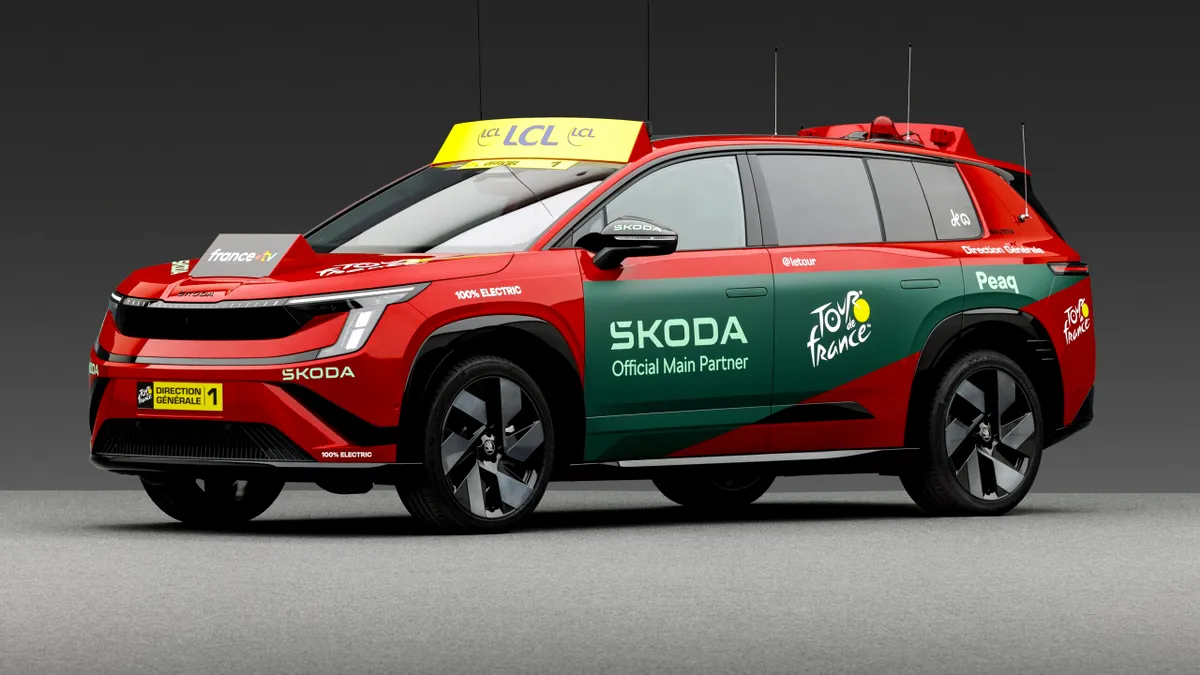 Cum arată Škoda Peaq pregătită pentru transmisiunea Tour de France, și ce dotări are?