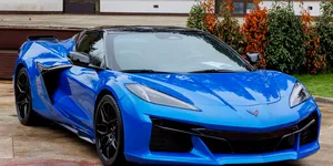 Noul Chevrolet Corvette vine oficial în România. Cine vinde supercar-ul american?
