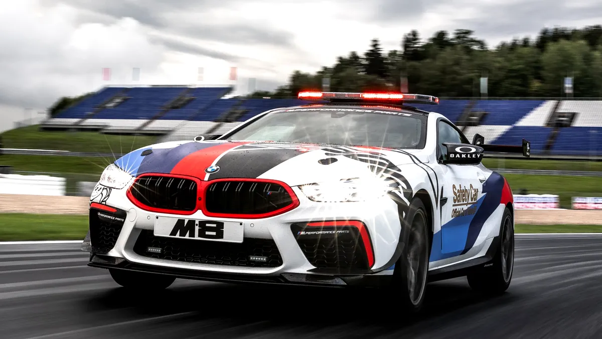 Galerie foto: Noul BMW M8 MotoGP Safety Car face legea pe circuit