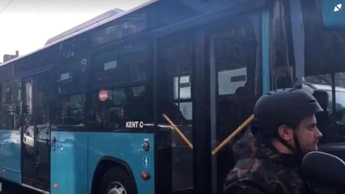 Primăria Capitalei vrea să cumpere 100 de troleibuze şi 130 de autobuze hibride