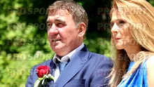 Nu degeaba i se zice Regele. Cum şi-a făcut apariția Gică Hagi la nunta fiicei Kira