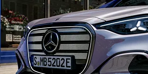 <span class='prepend'>Studiu |</span> Majoritatea cumpărătorilor de autoturisme afirmă că emblema nu mai contează. Funcțiile de siguranță sunt acum esențiale pentru un vehicul premium