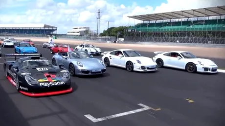 VIDEO: Aşa arată peste 1.000 de exemplare Porsche 911 pe circuit