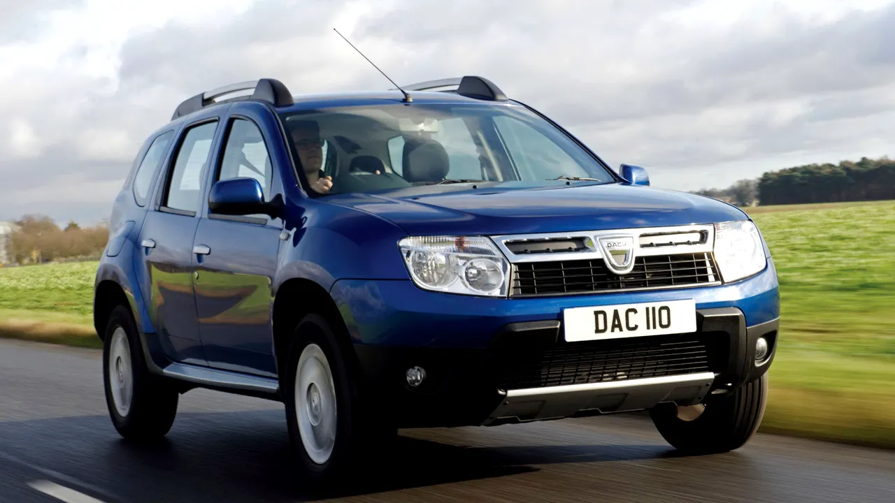 1-dacia-duster-uk-front 