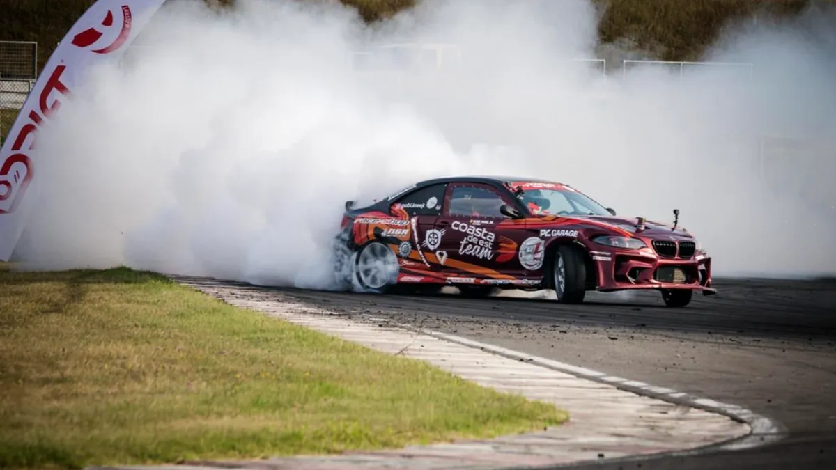 Cristian Tauru a câștigat etapa de pe Transilvania Motor Ring și poate deveni cel mai tânăr campion din istoria driftului românesc