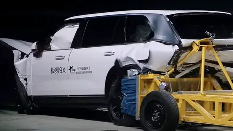 Geely și Volvo au deschis cel mai mare centru dedicat testelor de siguranță rutieră din lume