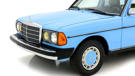 Se vinde un Mercedes din 1983. Este una dintre cele mai fiabile mașini din lume
