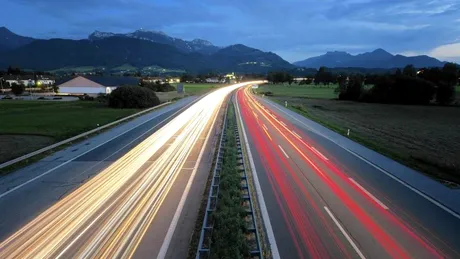 Germania discută despre limitarea vitezei pe Autobahn