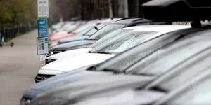 Amendă de peste 4.000 de lei pentru cei care nu opresc alarma la mașină. Cât timp are voie sirena să sune