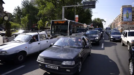 ProMotor News: Avertismentul specialiştilor! Ce se întâmplă dacă petreci mult timp prins în trafic şi cum te poţi proteja