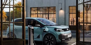 Dacia a lansat o nouă mașină electrică la Salon Auto de la Paris 2026. Costă mai puțin de 18.000 euro și se fabrică în Europa