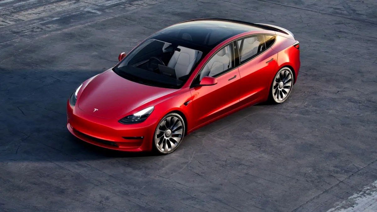 Producția Tesla Model 3 pentru Europa la fabrica din Shanghai este epuizată pentru 2022