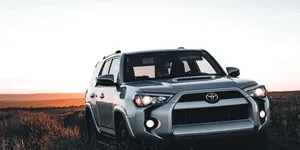 Rent a car București fără garanție: 5 motive incredibile pentru care SUV-ul domină clasa compactă la drum lung (P)