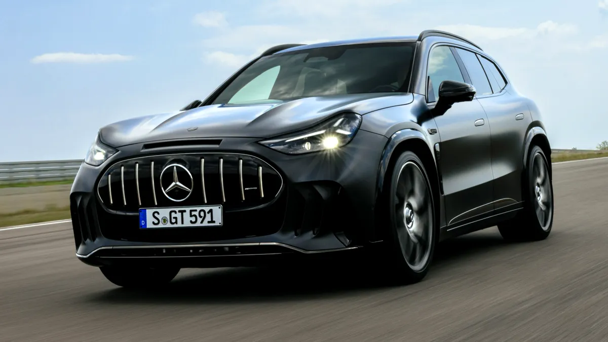 Mercedes-AMG prezintă noul GT SUV, cel mai puternic SUV de serie din lume. Peste 1.100 de cai putere pentru rivalul Porsche Cayenne Electric sau Lotus Eletre