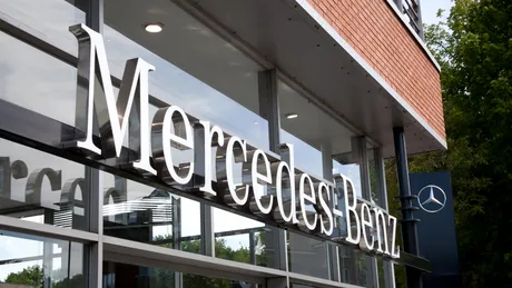 Daimler are nevoie de bani: Showroom-urile Mercedes-Benz, scoase la vânzare