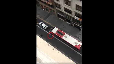 Șoferul de BMW vs vatman, versiunea spaniolă - VIDEO
