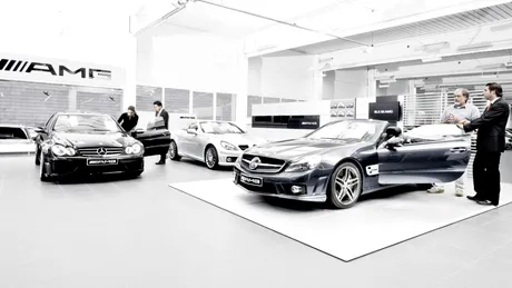 150 noi centre Mercedes Benz AMG