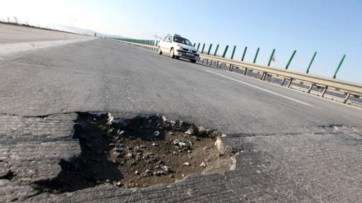 Autostrada Soarelui intră în reparaţii. Lucrări de asfaltare şi restricţii de circulaţie