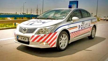 Poliţia Română primeşte două Toyota Avensis