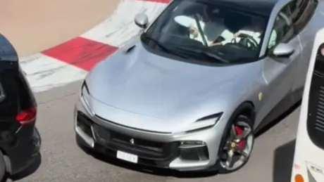 Chiar și cei mai buni greșesc. Charles Leclerc a lovit un Ferrari Purosangue pe străzile din Monaco - VIDEO