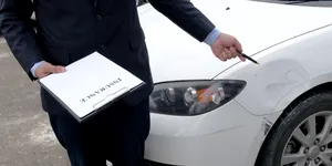 ASF: Asigurarea auto, plătită ca abonamentul la Netflix. Banii pentru RCA, trași automat din cont