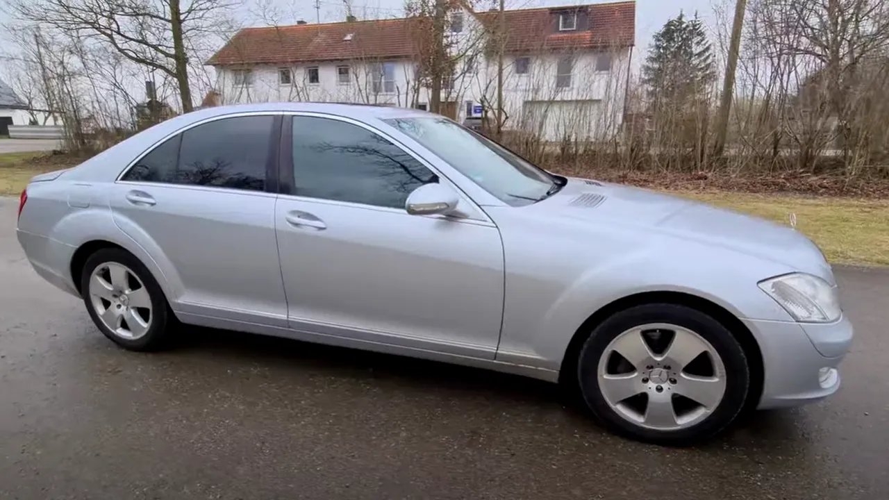 Mercedes-Benz Clasa S autobahn 3 