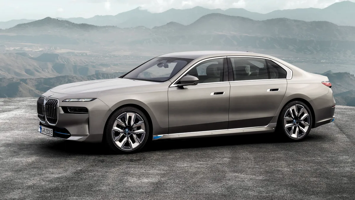 Imagini și informații despre BMW i7 / noua generație Seria 7