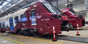 Foto / Două noi trenuri electrice Alstom intră pe șinele din România. Pe ce rute vor circula