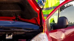 Mașina a picat inspecția tehnică: ai voie să o păstrezi fără să o folosești? După cât timp poți reface ITP în 2025